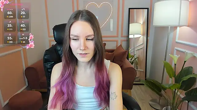 Snapshot of Clare__Florence chatting on March 2025 01:23:01 PM Clare Florence online show from March 2025 01:23:01 PM