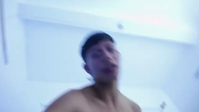 dareck 18 online show from March 2025 05:16:01 AM