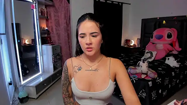 Paulet Johnson online show from April 2026 06:47:01 AM