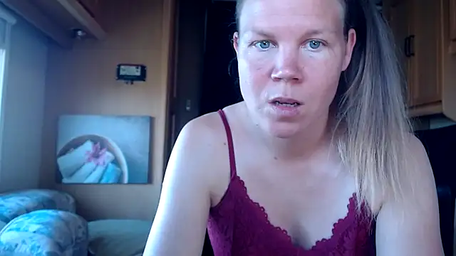 CallMeMaria online show from January 2025 10:41:02 AM