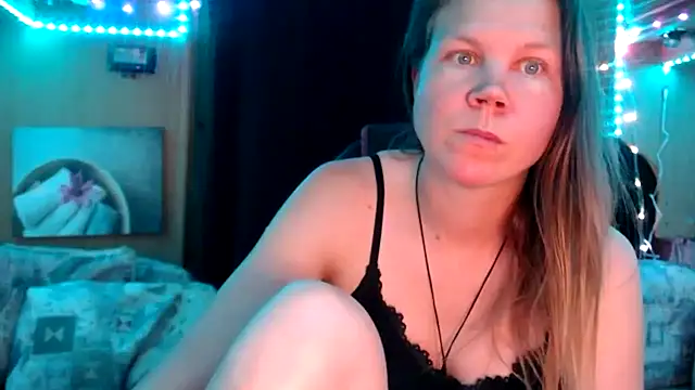 CallMeMaria online show from January 2025 04:09:01 PM