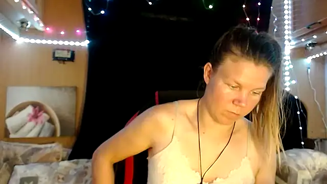 CallMeMaria online show from January 2025 12:05:02 PM