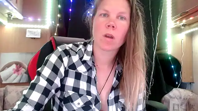 CallMeMaria online show from February 2025 01:27:01 PM