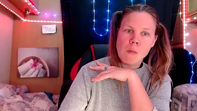 CallMeMaria online show from March 2025 01:46:01 PM