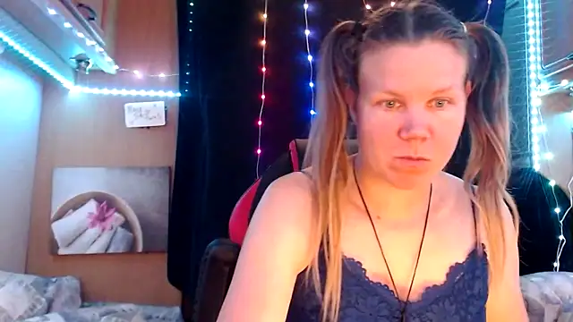 CallMeMaria online show from March 2025 01:40:01 PM