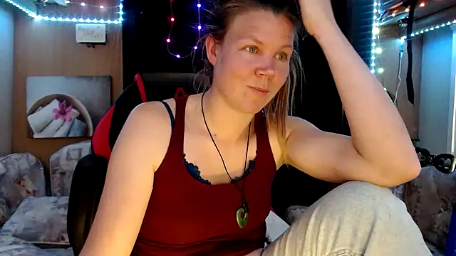 CallMeMaria online show from March 2025 02:51:02 PM