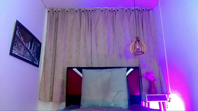alexsandra kiss online show from July 2026 11:34:01 AM