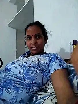 Hotty-Nidhi online show from March 2025 06:38:02 AM