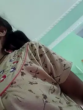 Hotty-Nidhi online show from November 2025 02:43:02 AM