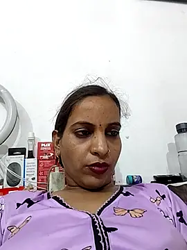 Hotty-Nidhi online show from July 2026 05:39:02 PM