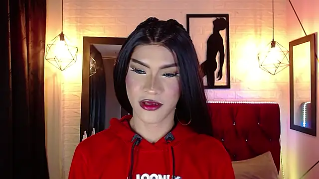 agatha rodriguez online show from November 2025 02:06:02 PM