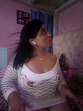 Snapshot of L_ucero chatting on March 2025 01:37:02 AM L ucero online show from March 2025 01:37:02 AM