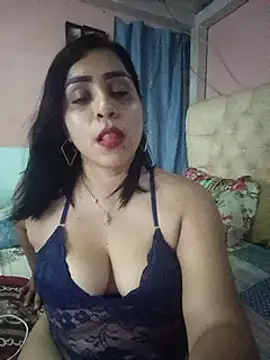 Snapshot of L_ucero chatting on March 2025 03:30:02 AM L ucero online show from March 2025 03:30:02 AM