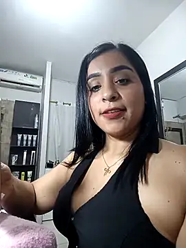 Snapshot of L_ucero chatting on September 2025 07:26:02 PM L ucero online show from September 2025 07:26:02 PM
