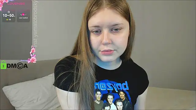 YamatoBrodsky online show from November 2025 05:14:01 PM