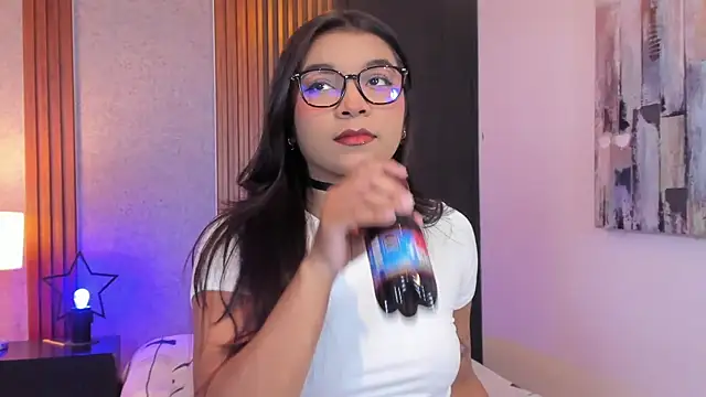 Abby sinss online show from November 2025 08:00:01 PM