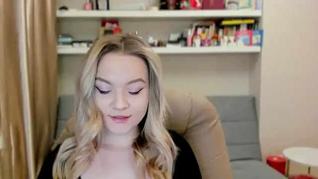 Kara Smith  online show from March 2026 10:58:01 PM