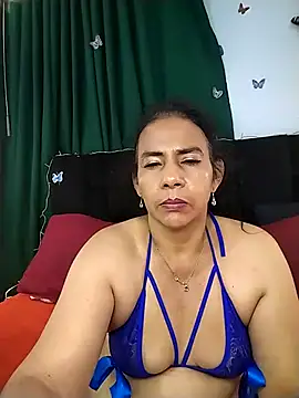 Snapshot of AlexaNovoa_ chatting on November 2025 01:48:02 AM AlexaNovoa online show from November 2025 01:48:02 AM