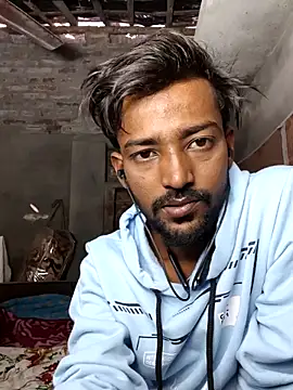 India HOT23 online show from December 2025 05:02:02 AM