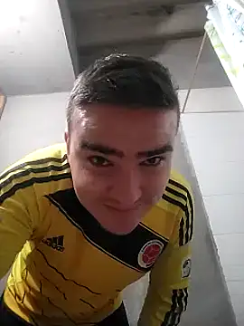 Snapshot of Andy-rtg chatting on March 2025 10:13:02 AM Andy-rtg online show from March 2025 10:13:02 AM