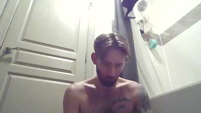 Snapshot of whowantsacreampie chatting on October 2025 12:30:02 PM whowantsacreampie online show from October 2025 12:30:02 PM