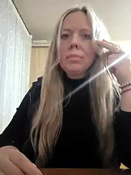 Irina3718 online show from February 2026 03:18:01 PM