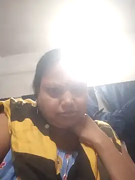 Snapshot of Arohi35 chatting on March 2025 04:57:01 PM Arohi35 online show from March 2025 04:57:01 PM