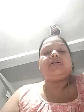 Snapshot of Arohi35 chatting on March 2025 04:45:01 PM Arohi35 online show from March 2025 04:45:01 PM