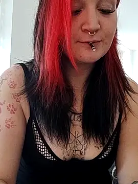 TiffiChantiT2 online show from January 2026 11:25:02 AM