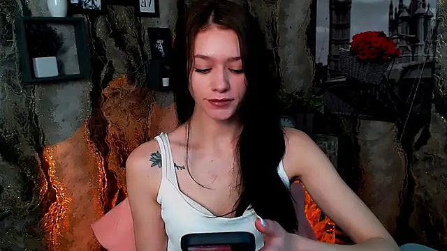 LanaTey online show from January 2026 02:43:01 PM