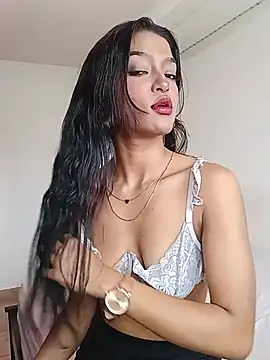 Snapshot of Aphrodite-777 chatting on May 2026 03:40:01 PM Aphrodite-777 online show from May 2026 03:40:01 PM