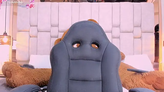 Daia Ortiz online show from October 2025 08:51:01 PM