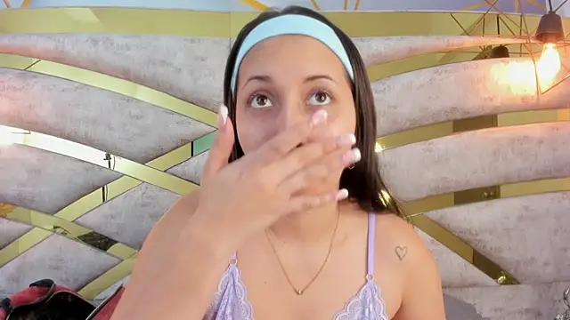 Sofiia Rossee  online show from October 2025 07:58:02 PM