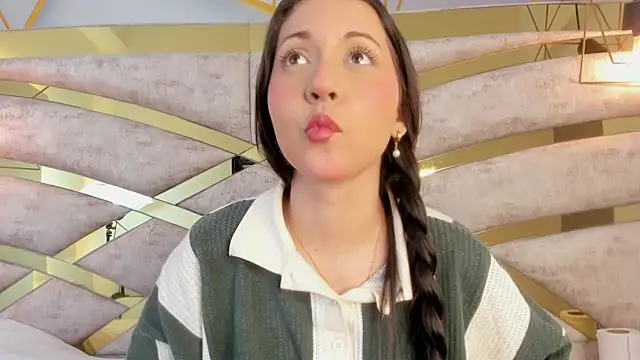 Sofiia Rossee  online show from November 2025 07:57:02 PM