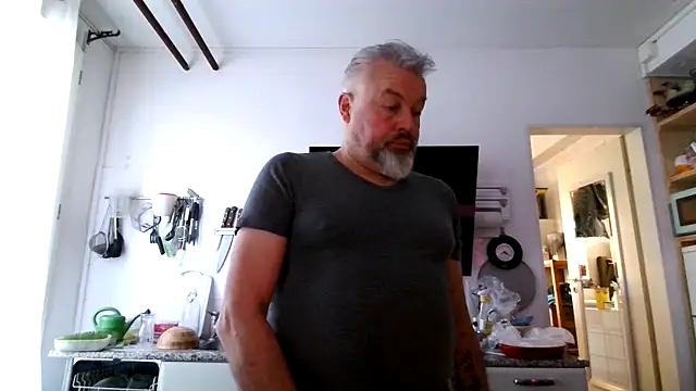 Berg Boy online show from February 2026 07:18:01 AM