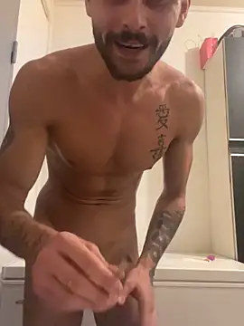 Hugo34bg online show from September 2025 05:36:02 PM