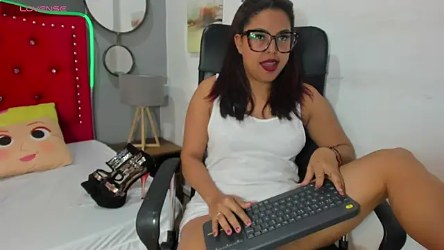 Mehlany Moretz online show from March 2025 10:54:01 PM