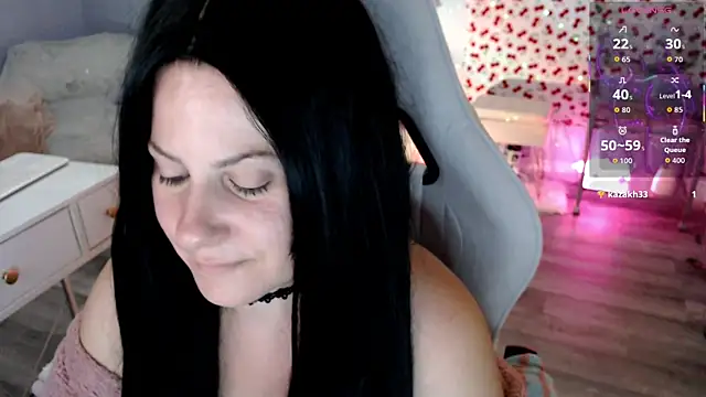 Snapshot of BellaStar84 chatting on July 2026 08:28:02 AM BellaStar84 online show from July 2026 08:28:02 AM