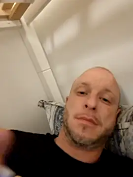 svenpfeifer online show from May 2026 02:40:02 AM