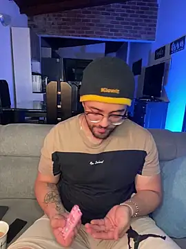 SrM0rgan online show from March 2025 02:42:02 AM