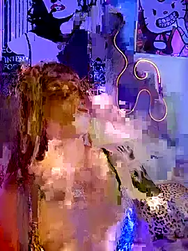 Snapshot of LoganPeny chatting on March 2025 04:17:02 AM LoganPeny online show from March 2025 04:17:02 AM