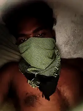 PolarFriend0 online show from April 2026 06:38:01 PM