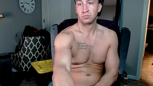 Snapshot of MidwestStroke chatting on February 2026 07:59:02 AM MidwestStroke online show from February 2026 07:59:02 AM