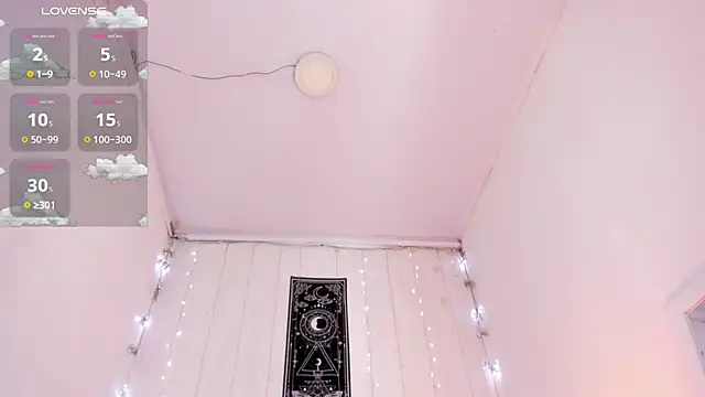 Snapshot of Brithanycullen chatting on November 2025 10:42:02 PM Brithanycullen online show from November 2025 10:42:02 PM