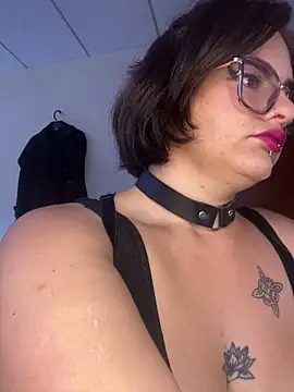 Snapshot of Mistress_Niky_ chatting on May 2026 05:55:02 PM Mistress Niky online show from May 2026 05:55:02 PM