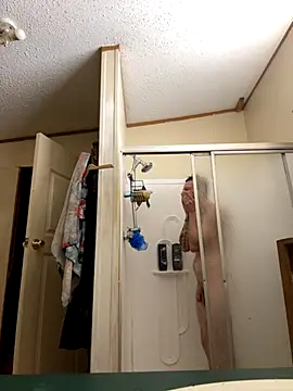 Stillhard8925 online show from December 2025 10:48:01 PM