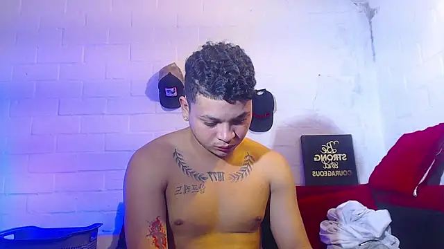 juan montoyasex online show from March 2025 08:40:01 AM