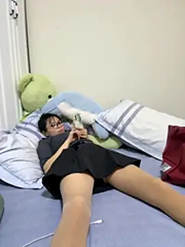 Snapshot of aa520uv chatting on November 2025 10:59:02 AM aa520uv online show from November 2025 10:59:02 AM