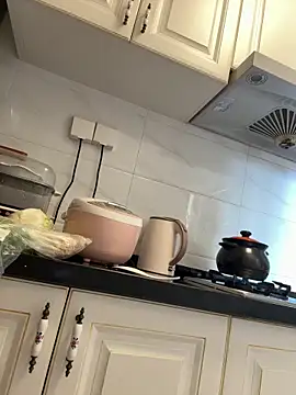 aa520uv online show from March 2026 03:01:02 AM