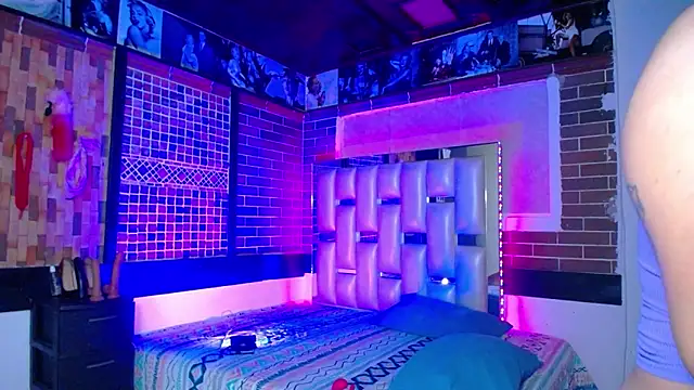 kriss sweetboobs10 online show from March 2026 12:43:02 PM